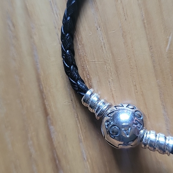 Pandora Black Leather cord necklace with beads. - Picture 4 of 6